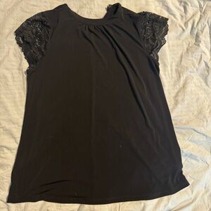 Torrid Size 0 black dress shirt